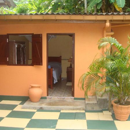 Jacks Bed And Breakfast Talpe Exterior foto